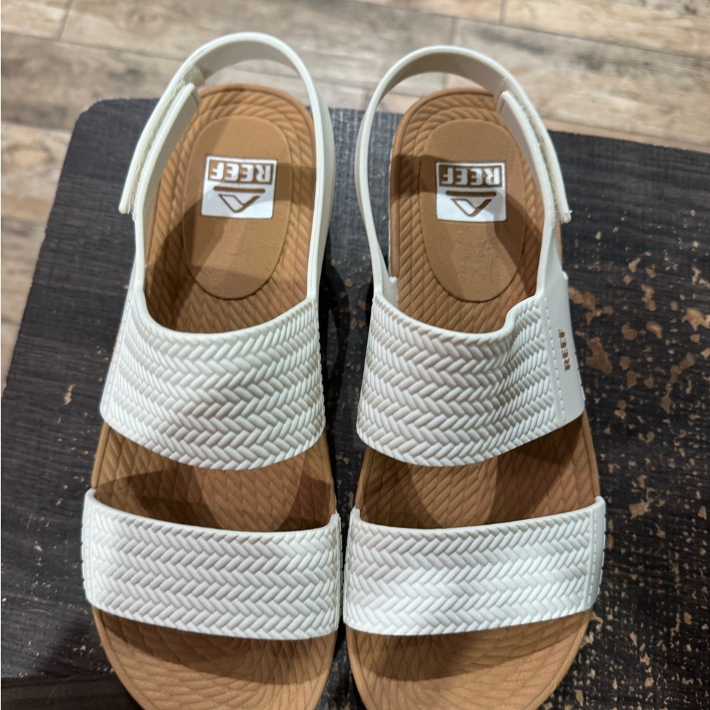 Reef  Water Vista Cream Woven Sandals - Picture 6 of 6